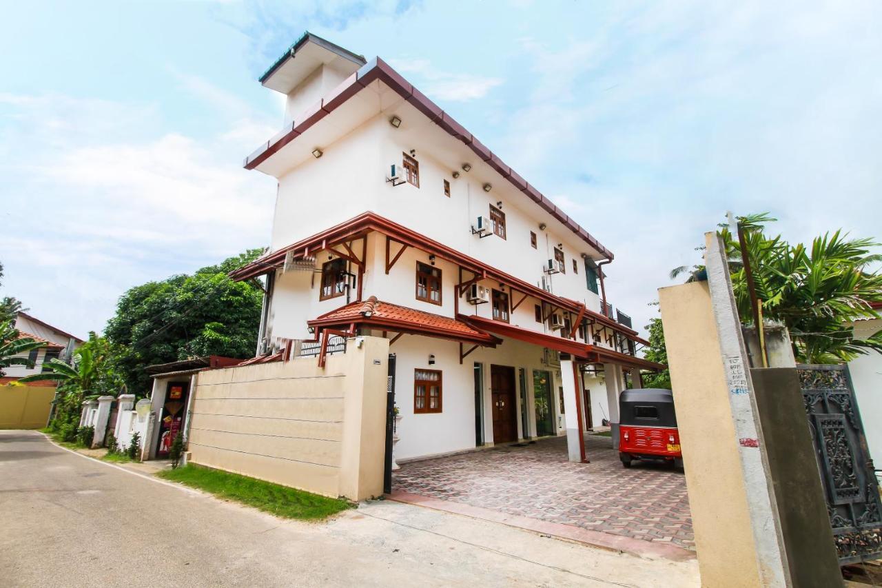 Ryan Residence&Restaurant Negombo Bagian luar foto